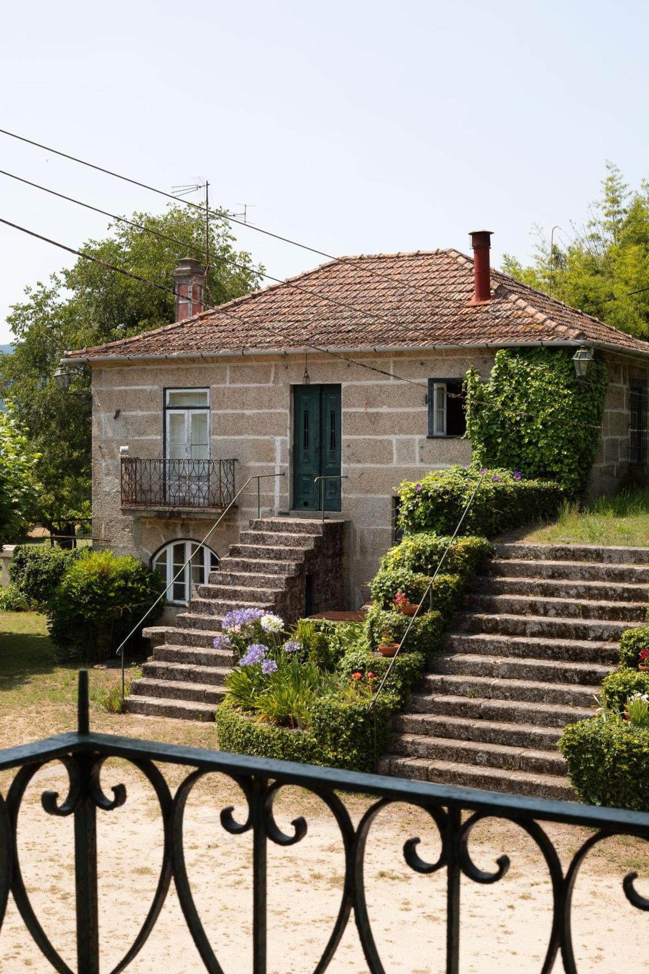 Hotel Outeiro Tuias - Manor House Marco de Canavezes Esterno foto
